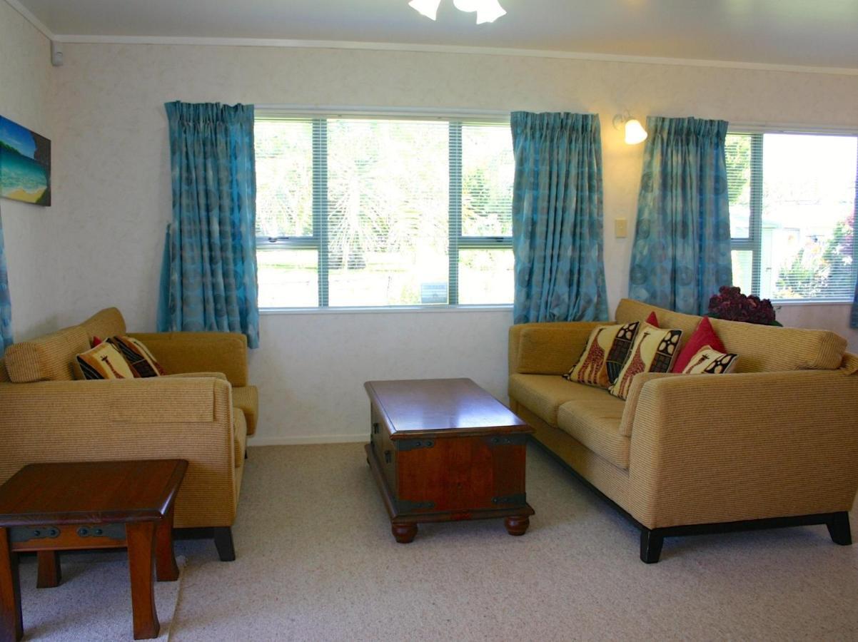 Waihi Getaway - Waihi Beach Holiday Home Bagian luar foto