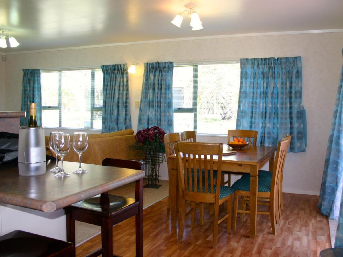 Waihi Getaway - Waihi Beach Holiday Home Bagian luar foto